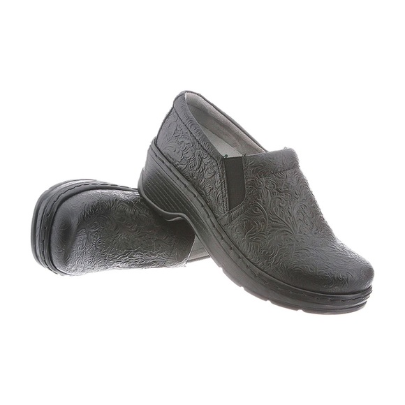 Klogs Naples tooled slip proof clog shoes 7 - Picture 2 of 12